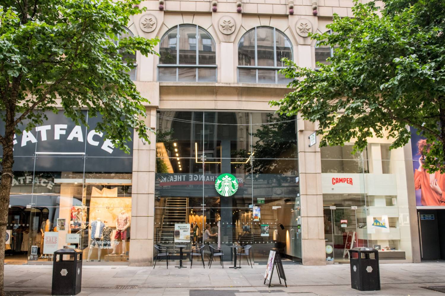 Starbucks refurb build and design
